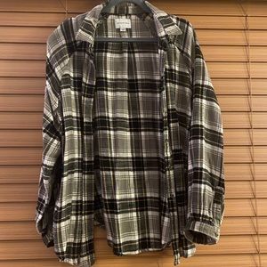 American Eagle Flannel size XL